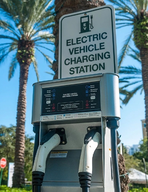 Wie funktionieren Ladesäulen für neue Energie?